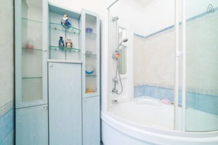 Room 4 of 21