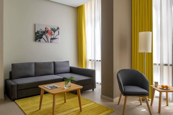 Room 9 of 73