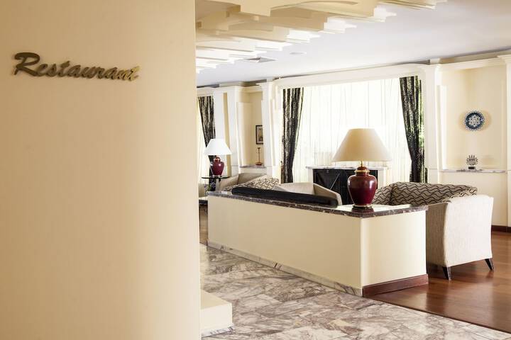 Lobby Photos