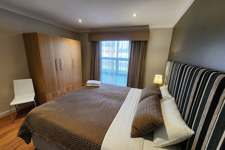 Room 16 of 84