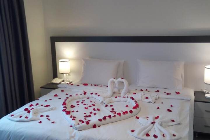 Room 14 of 78