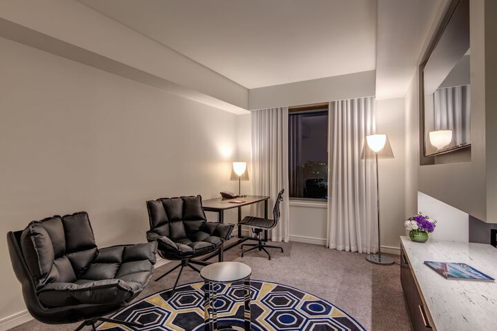 Room 15 of 50