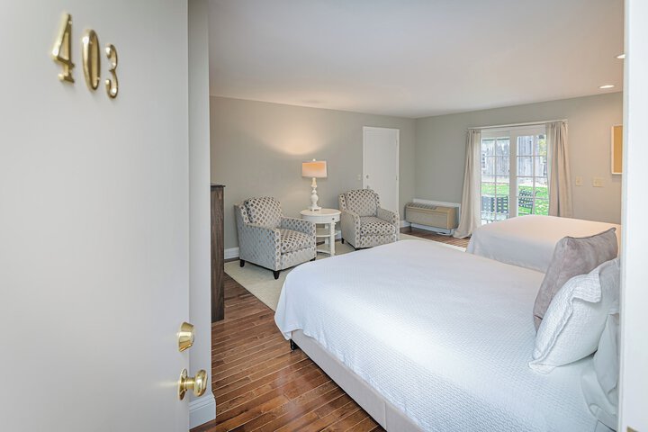 Room 19 of 42