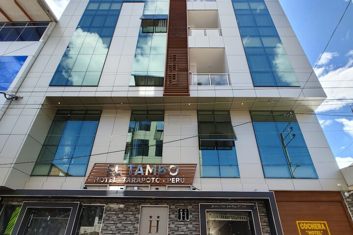 Exterior of Hotel El Tambo de Tarapoto
