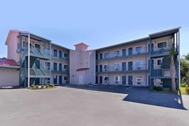Hotel 5 of 36