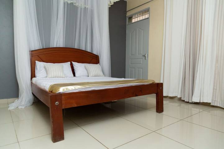 Room 3 of 29