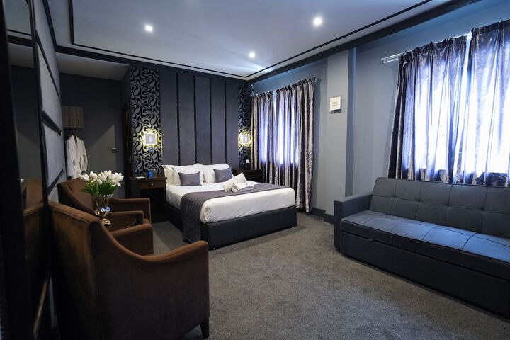 Room 19 of 36