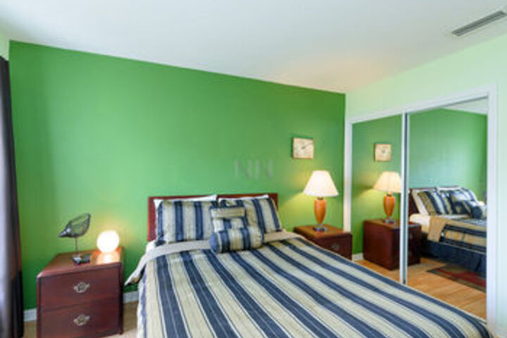 Room 189 of 687