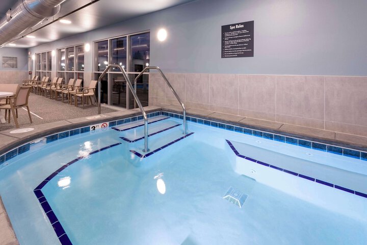 Pool 20 of 27