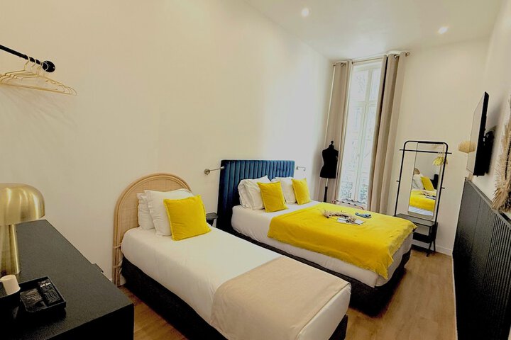 Room 20 of 42