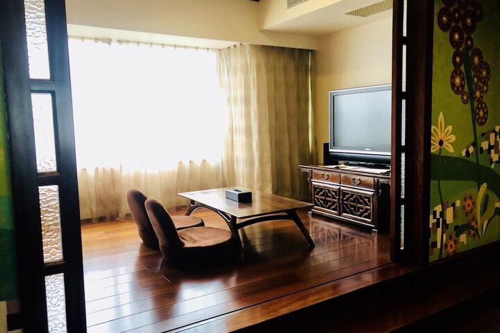 Room 20 of 51