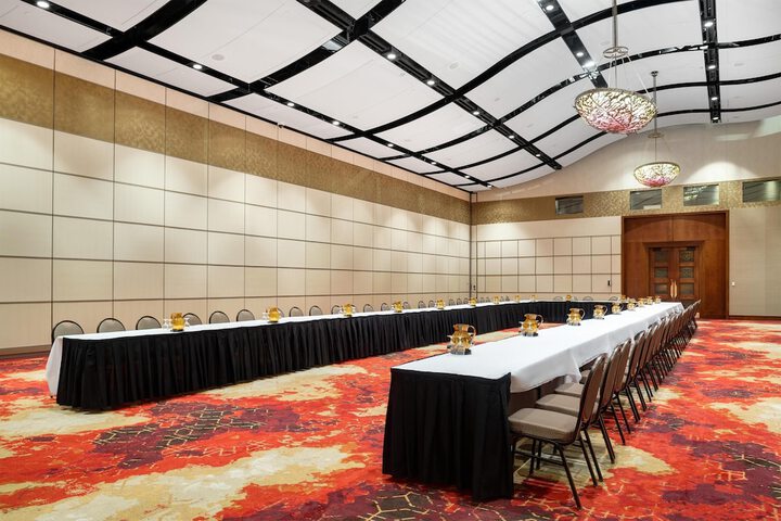 Meeting facility