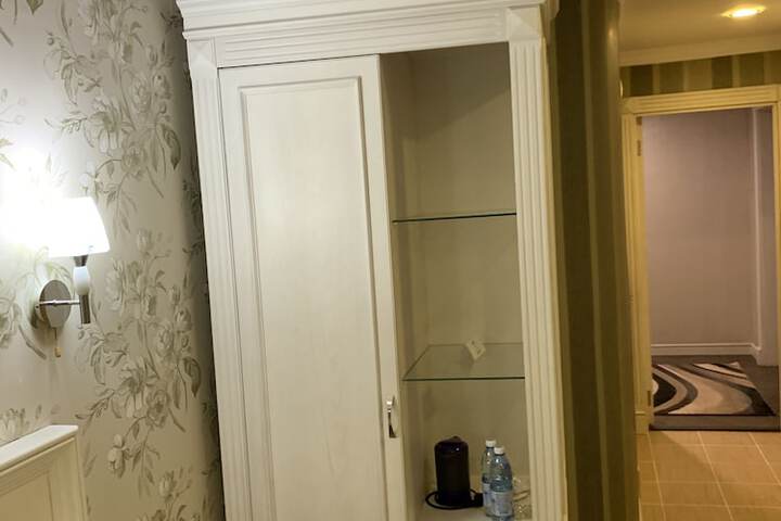 Room 53 of 126