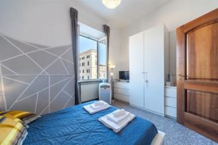 Room 18 of 25
