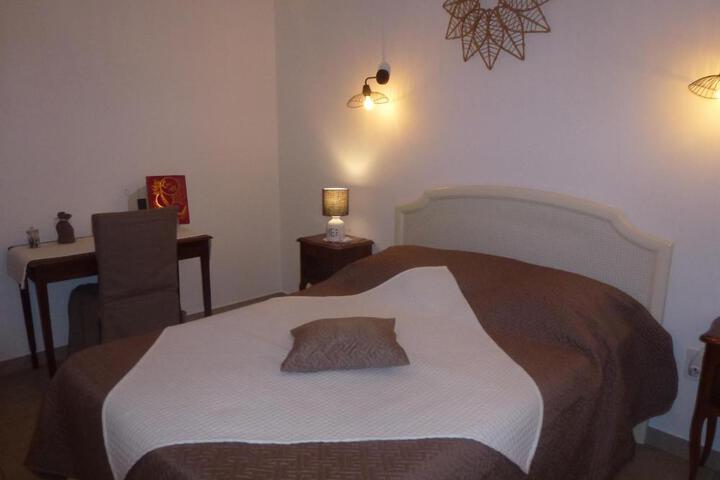 Photo 18