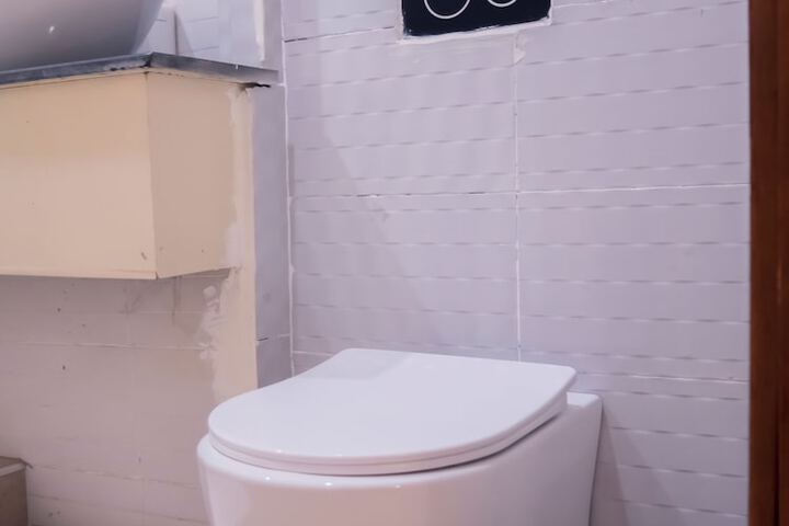 Room 60 of 77