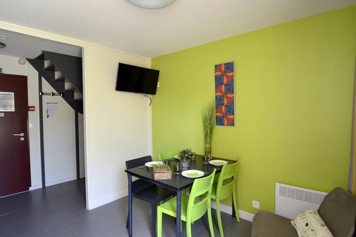 Room 9 of 41