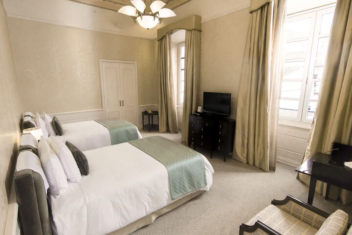 Room 12 of 63