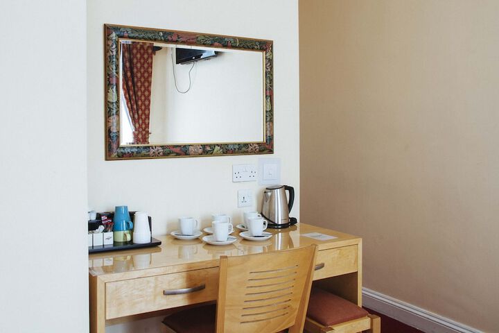 Room 48 of 90