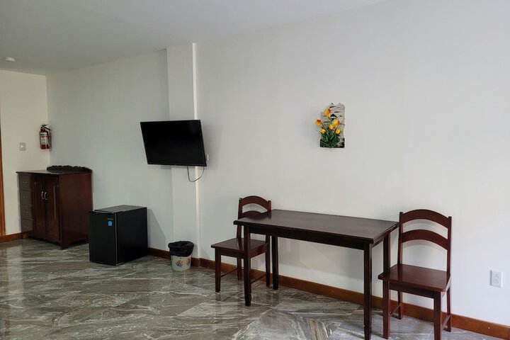 Room 5 of 35
