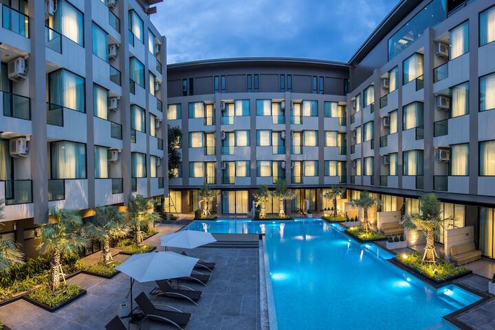 The Crystal Hotel Buriram