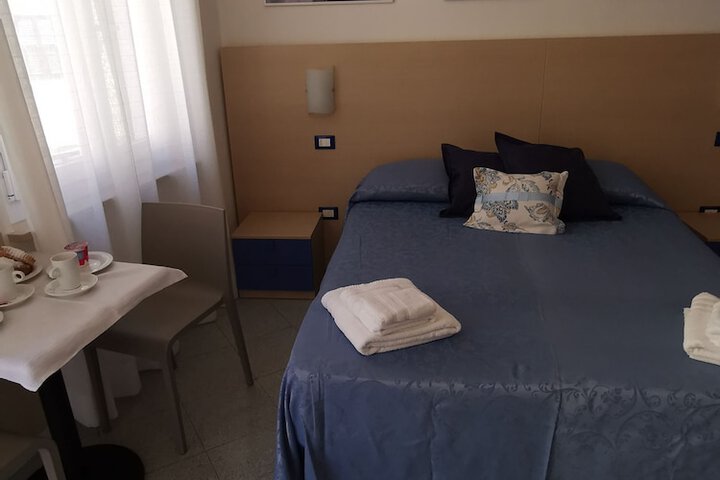 Room 7 of 45