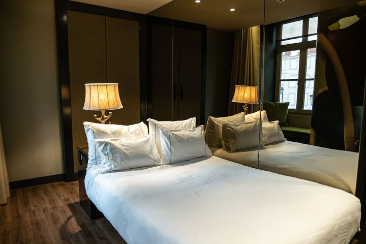 Room 13 of 54