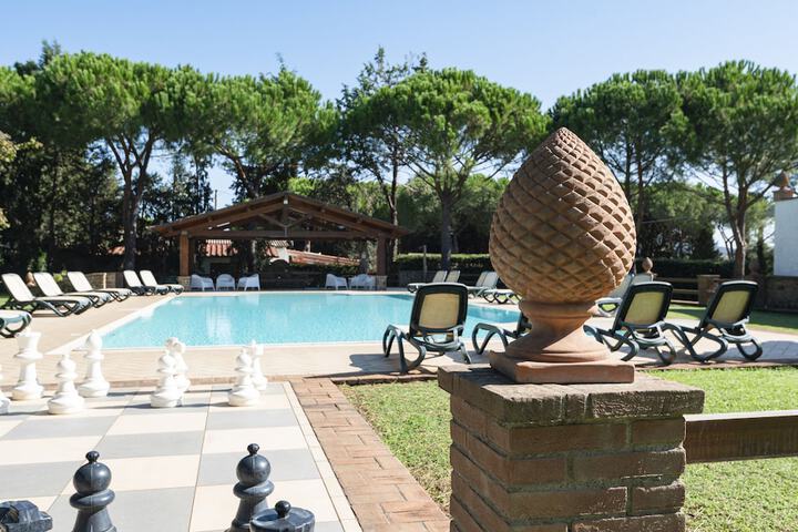 Pool 146 of 184