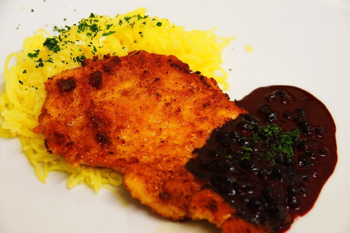 Dining 98 of 161
