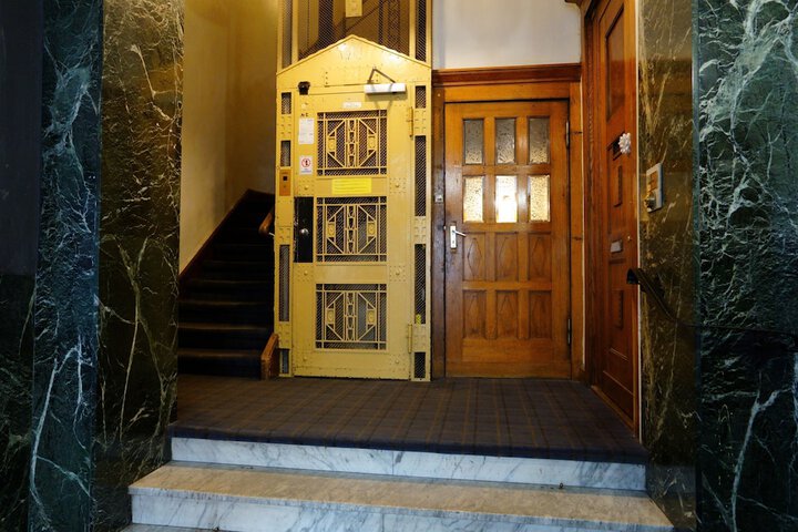 Hotel 2 of 71