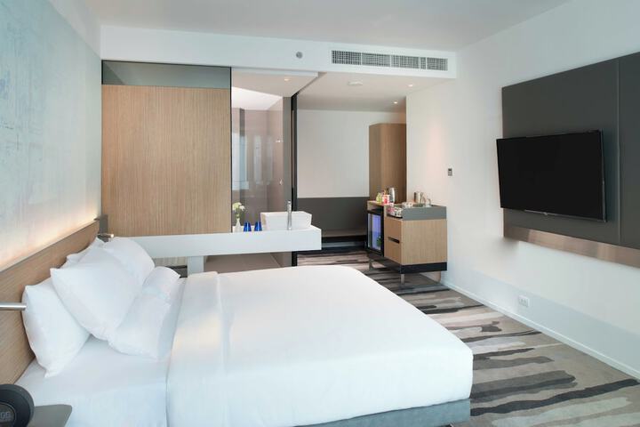 Room 13 of 59
