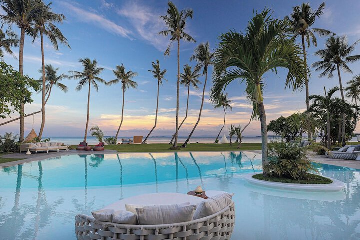 Pool Hotel