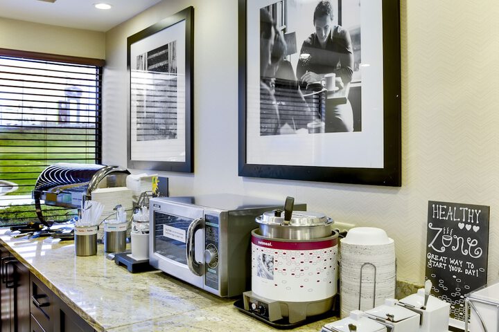 Breakfast/Coffee Service 37 of 46