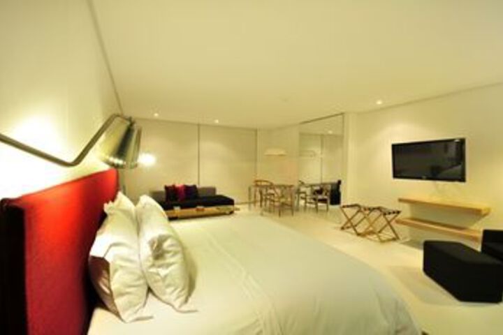 Room 18 of 50