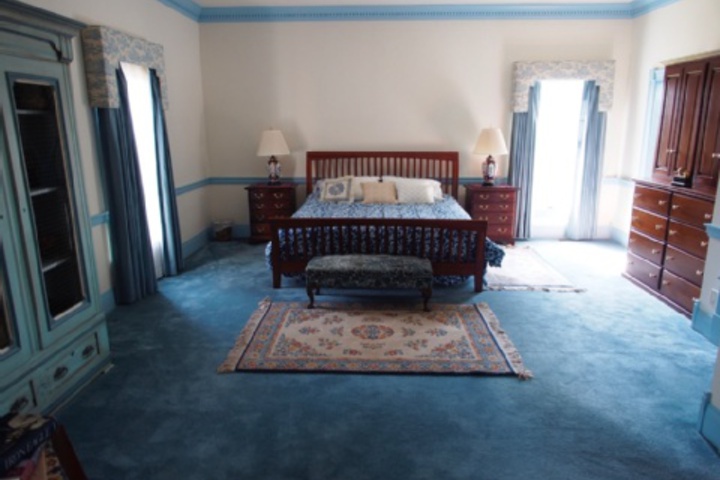 Room 179 of 240