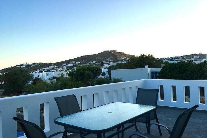 Eleftheria Hotel & Apartments