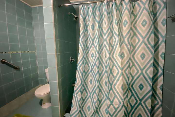 Room 15 of 19