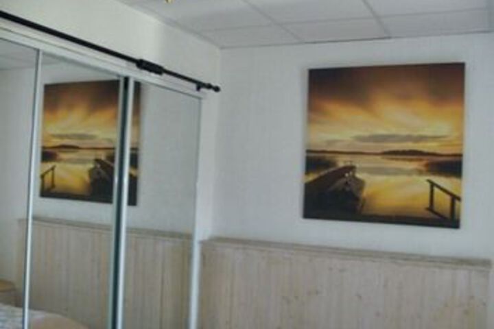 Room 9 of 29