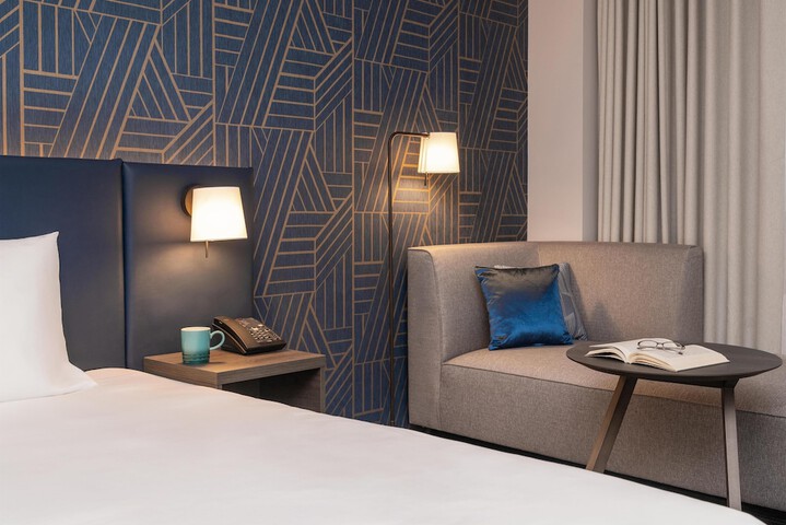 Room 20 of 40