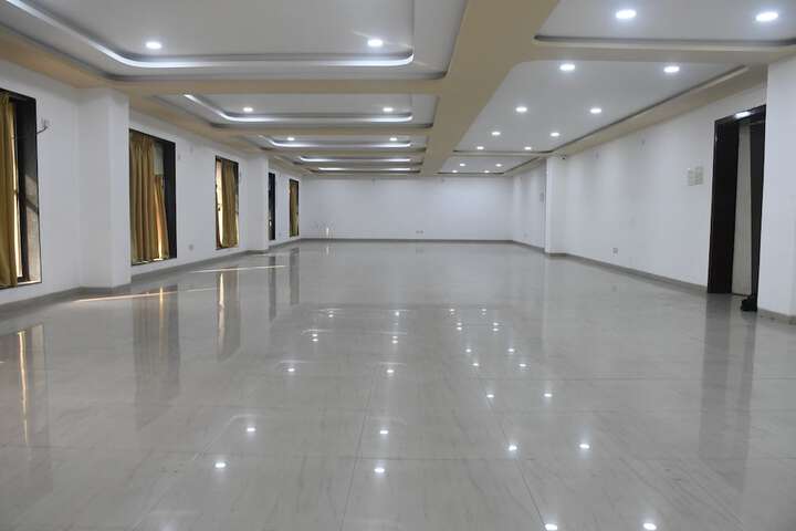 Ballroom/Hall 23 of 47