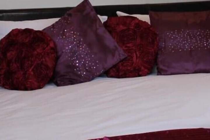 Room 2 of 45