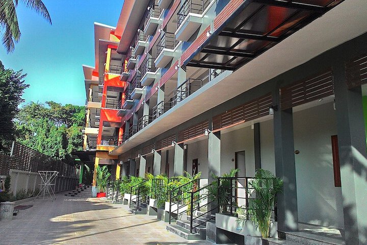 Hotel 52 of 60