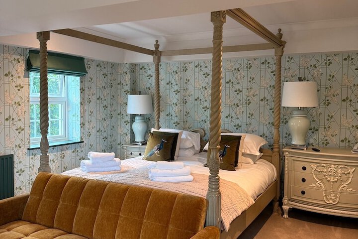 Room 10 of 53