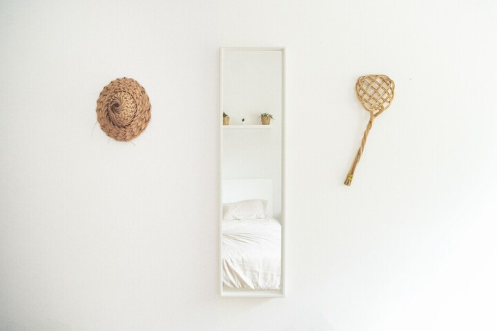 Room 12 of 76
