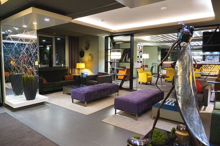 Hotel Lobby