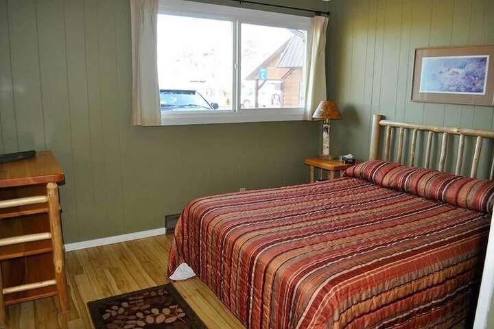 Room 14 of 37
