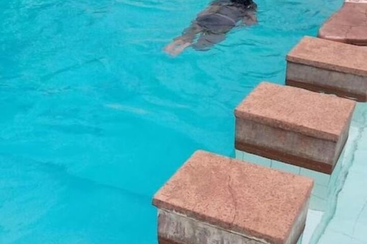 Pool 57 of 75