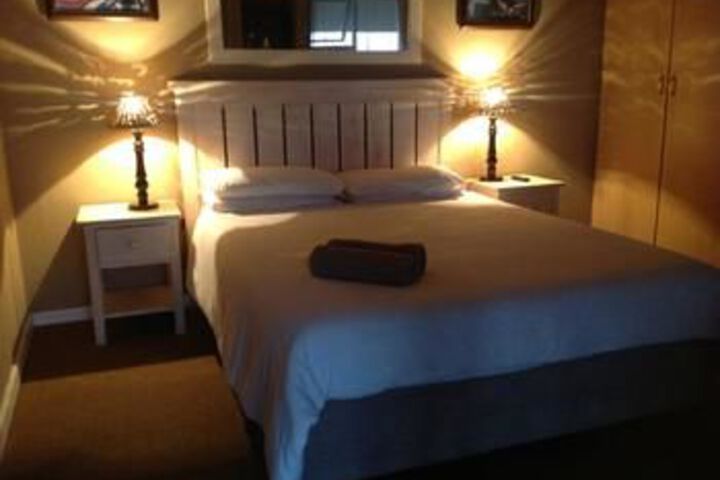 Room 10 of 10