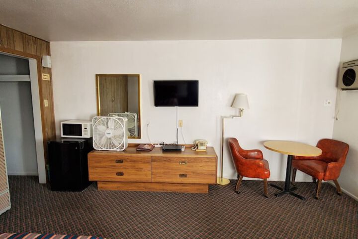 Room 38 of 57