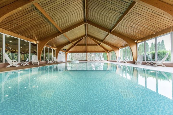 Pool 69 of 118